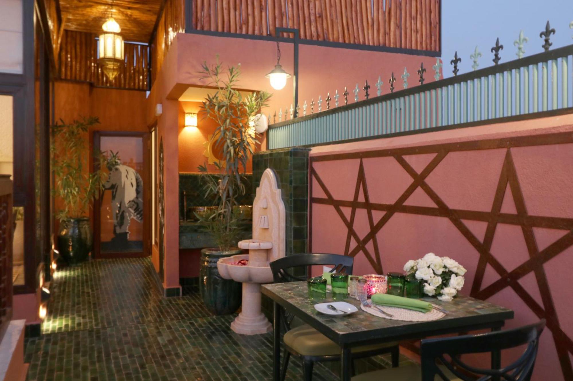Riad Wazani Square & Spa Марракеш Экстерьер фото