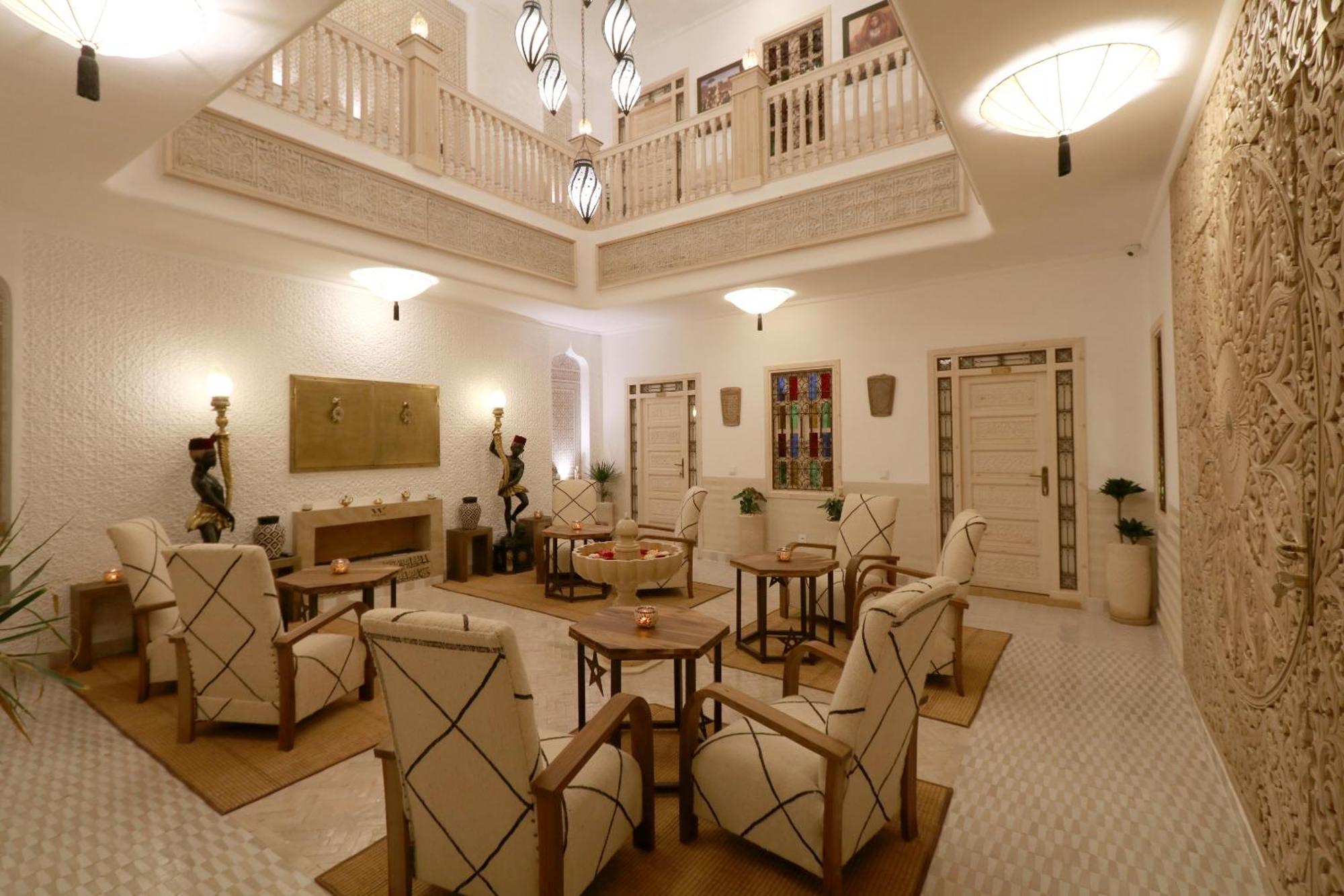 Riad Wazani Square & Spa Марракеш Экстерьер фото