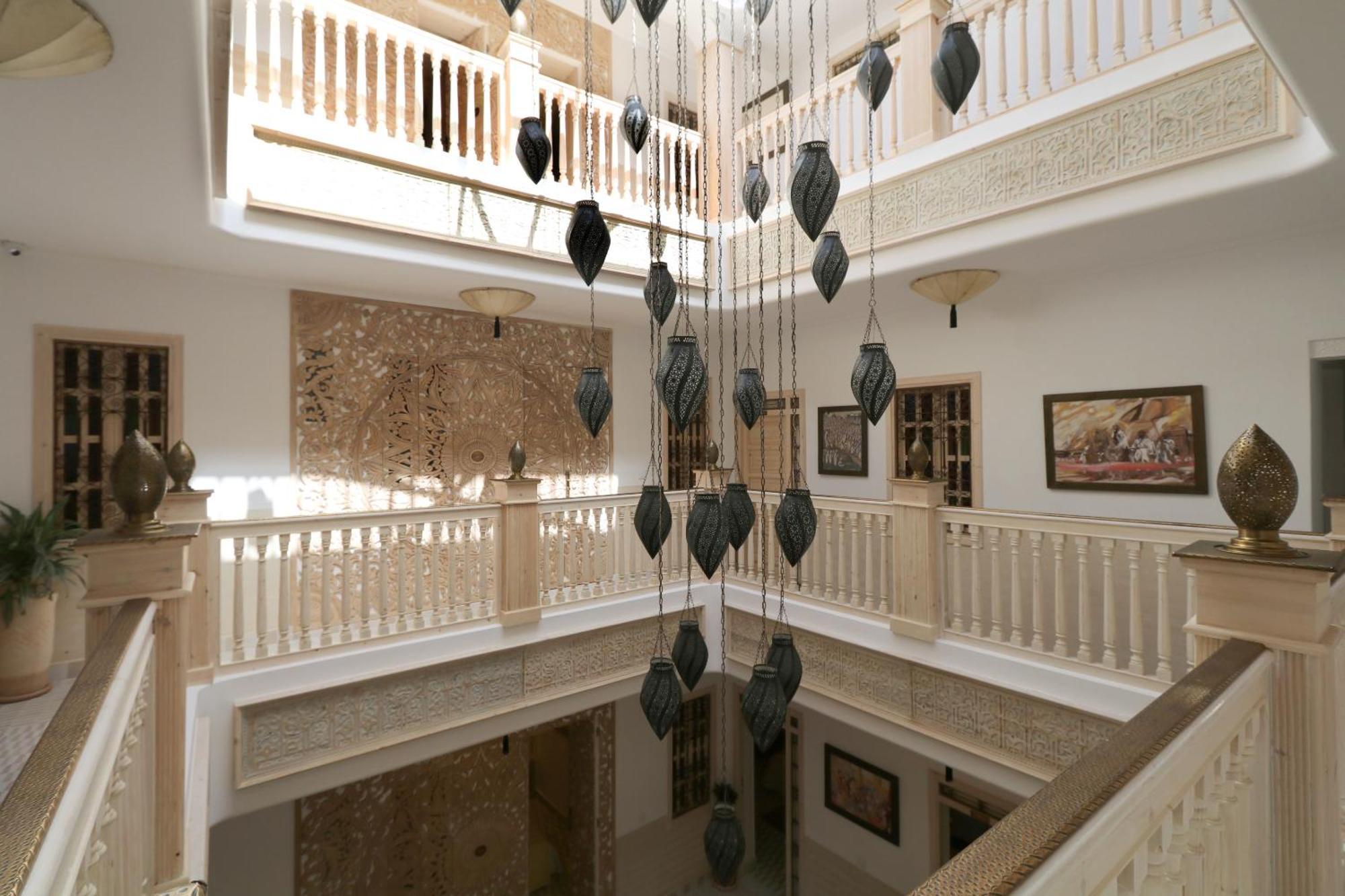 Riad Wazani Square & Spa Марракеш Экстерьер фото