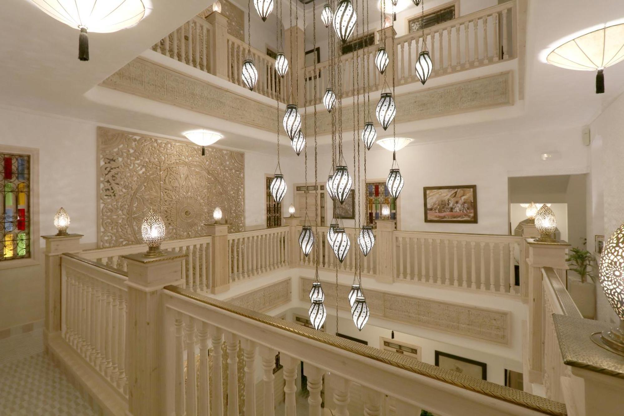 Riad Wazani Square & Spa Марракеш Экстерьер фото